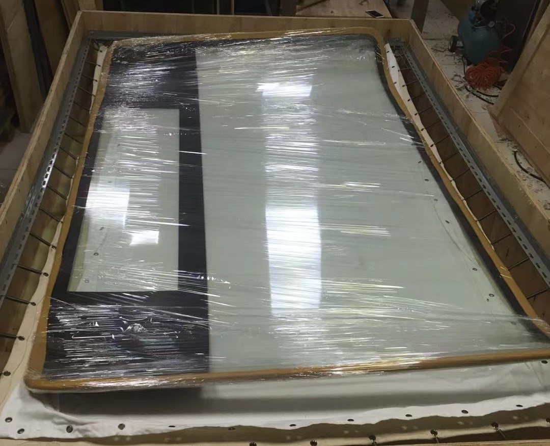 大型鋼化玻璃出口到尼泊爾,彈簧蹦床包裝方案——一次危險品進出口包裝方案的飛躍！