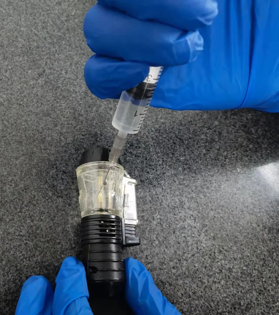 <a href='http://www.hrgnw.cn' title='危險品貨代' >危險品貨代</a>