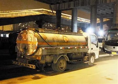 <a href='http://www.hrgnw.cn' title='危險品貨運' >危險品貨運</a>